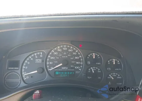 2002 Chevrolet Suburban 1500 Ls z USA, uszkodzony, nr VIN 1GNEC16T12J264336